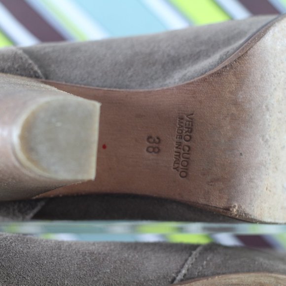 Carla Pitti Suede Leather Ankle Boots - Picture 12 of 16